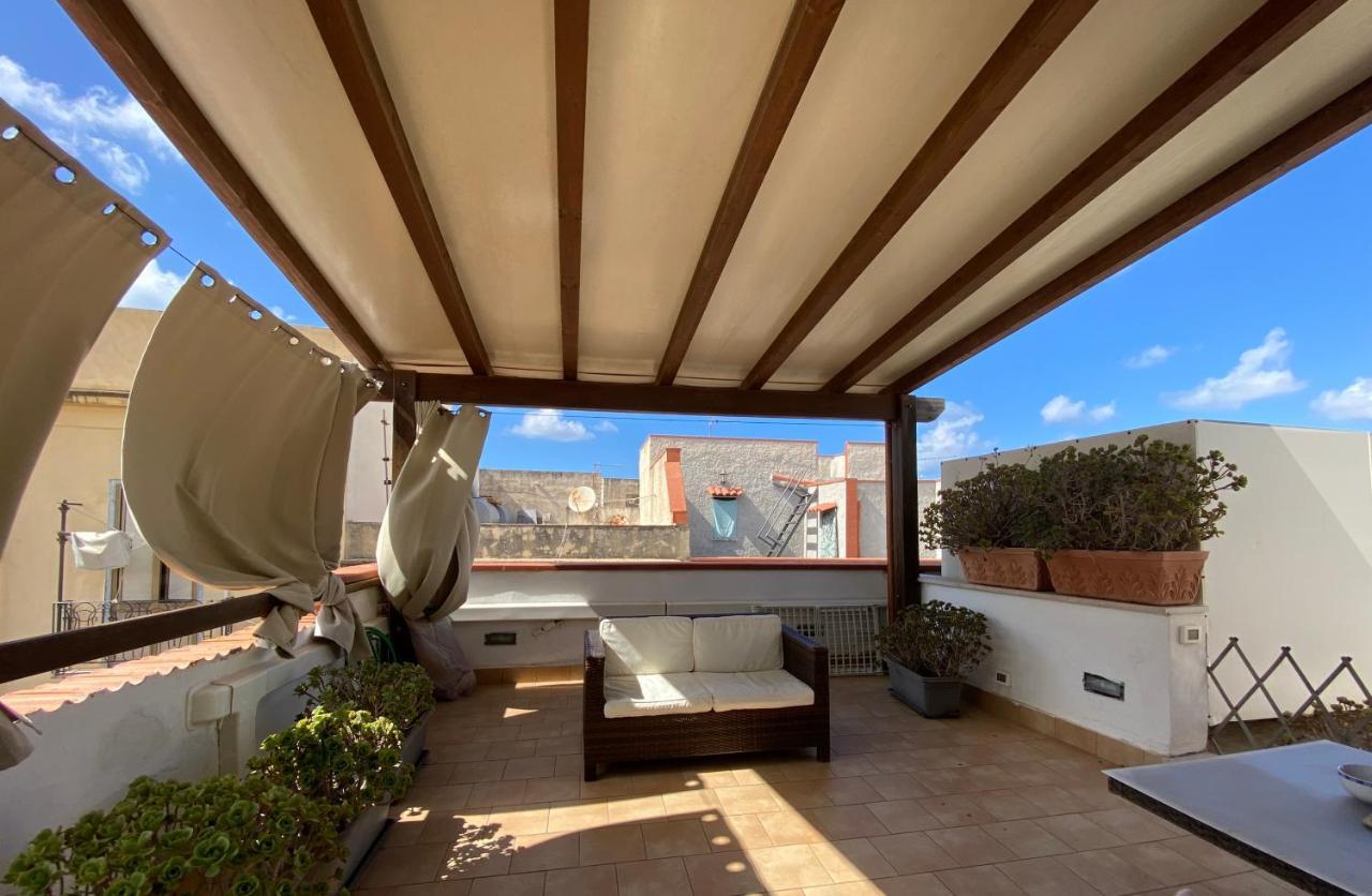 Mansarda Con Terrazzo Apartman Trapani Kültér fotó