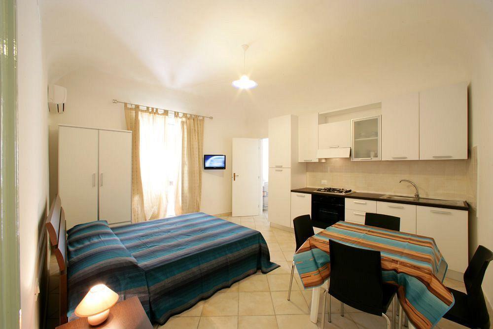 Mansarda Con Terrazzo Apartman Trapani Kültér fotó