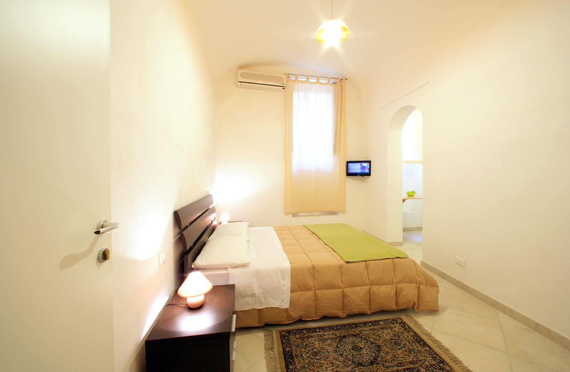 Mansarda Con Terrazzo Apartman Trapani Kültér fotó